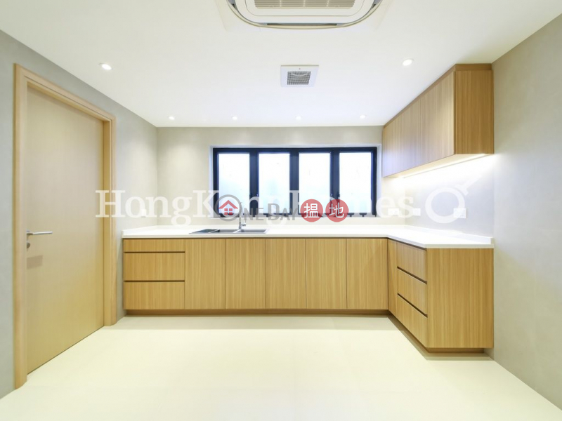 3 Bedroom Family Unit for Rent at Guildford Court | Guildford Court 僑福道5號 Rental Listings