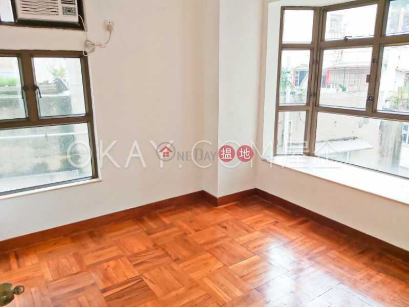 Sun and Moon Building | Middle Residential Rental Listings, HK$ 32,000/ month