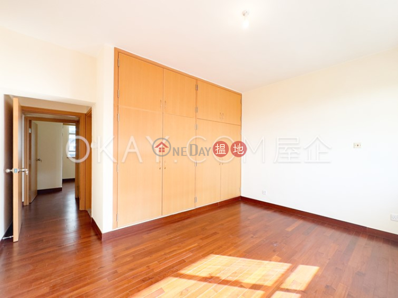 Charming 3 bedroom with balcony & parking | Rental | Aurora - Quarters 銀霞閣 Rental Listings