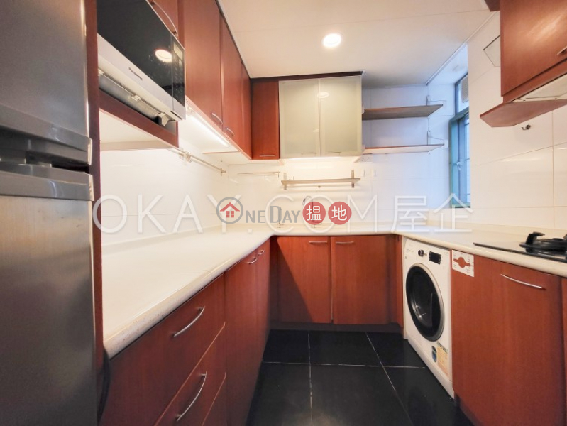 Property Search Hong Kong | OneDay | Residential | Sales Listings Charming 3 bedroom on high floor with balcony & parking | For Sale