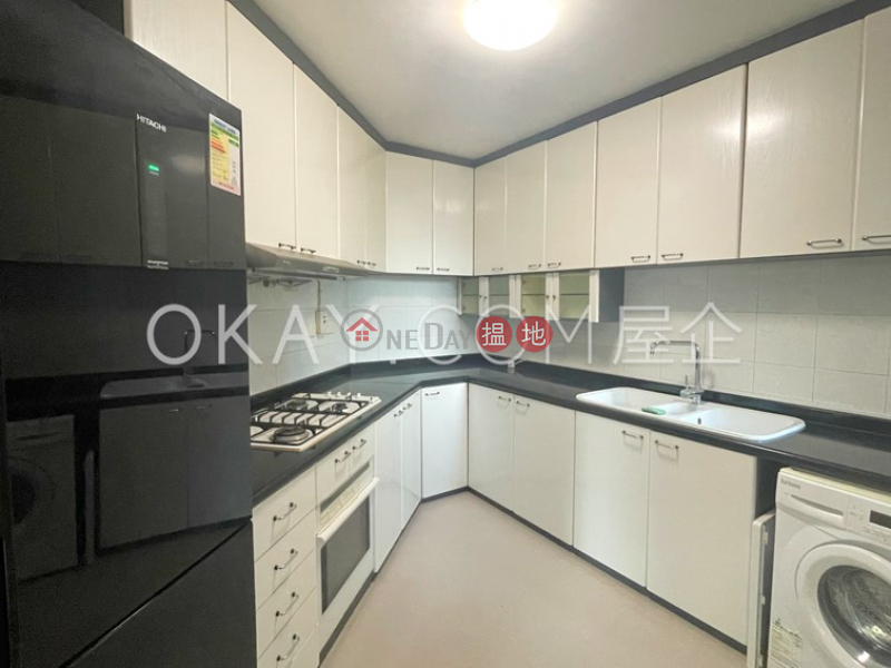 Nicely kept 3 bedroom in Mid-levels West | For Sale | Robinson Place 雍景臺 Sales Listings