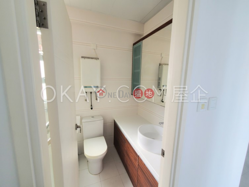 Popular 2 bed on high floor with sea views & balcony | Rental | Discovery Bay, Phase 8 La Costa, Costa Court 愉景灣 8期海堤居 海堤閣 Rental Listings