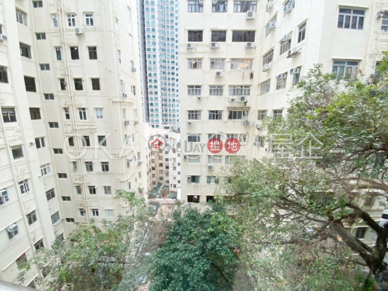 Intimate 3 bedroom with balcony | Rental, First Mansion 第一大廈 Rental Listings | Western District (OKAY-R60978)