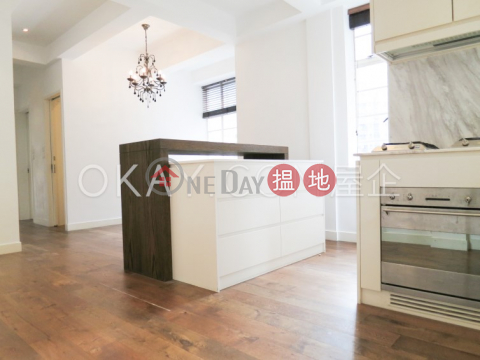 Tasteful 2 bedroom on high floor with rooftop | Rental | 4A Castle Lane 衛城里 4A 號 _0