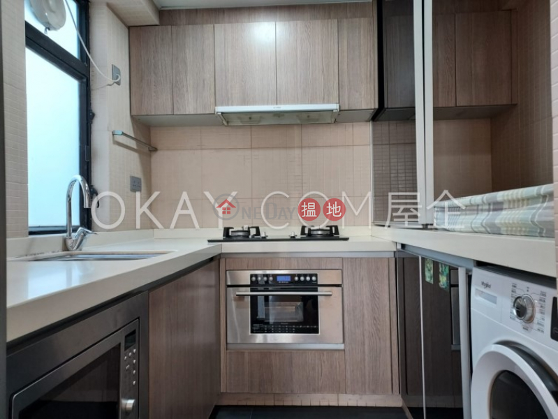 HK$ 22M | Vantage Park Western District Elegant 3 bedroom in Mid-levels West | For Sale