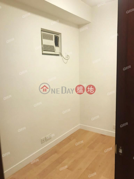 Property Search Hong Kong | OneDay | Residential | Sales Listings | Sau Ming Court (Block 1) Yue Xiu Plaza | 3 bedroom Mid Floor Flat for Sale