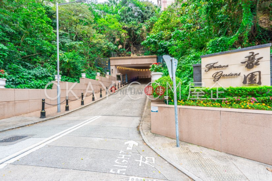 Rare 3 bedroom on high floor with parking | For Sale | Fontana Gardens 豪園 Sales Listings