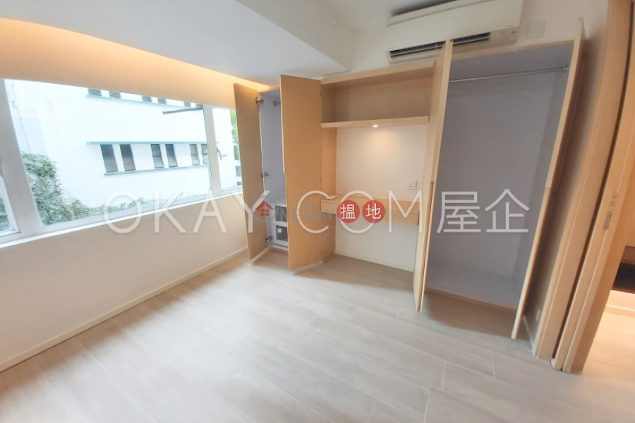 HK$ 25,000/ month 38-40 Aberdeen Street Central District | Intimate 1 bedroom in Central | Rental