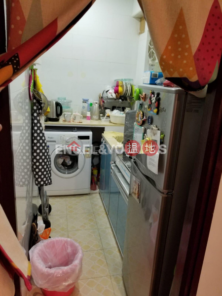 2 Bedroom Flat for Sale in Mong Kok, 15-33 Kwong Wa Street | Yau Tsim Mong Hong Kong | Sales HK$ 6.3M