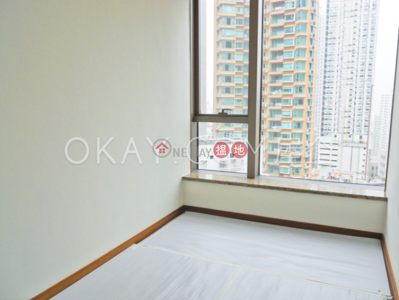 HK$ 80,000/ month | The Signature | Wan Chai District | Rare 4 bedroom with balcony & parking | Rental