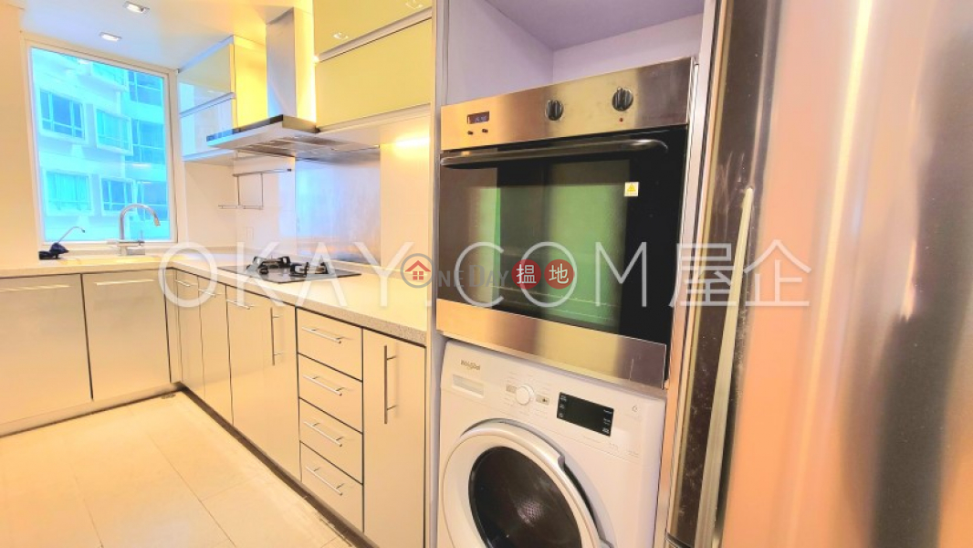 Popular 2 bedroom with balcony | For Sale, 23 Seymour Road | Western District, Hong Kong, Sales, HK$ 15M