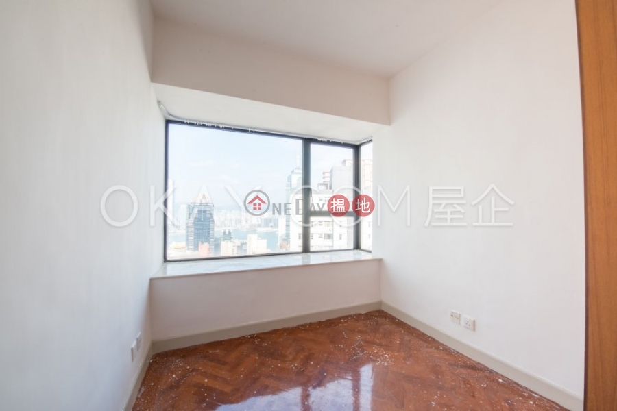 HK$ 45,000/ month 62B Robinson Road, Western District Stylish 3 bedroom on high floor with harbour views | Rental