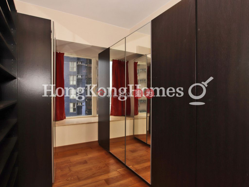 Property Search Hong Kong | OneDay | Residential, Rental Listings | 3 Bedroom Family Unit for Rent at Centrestage