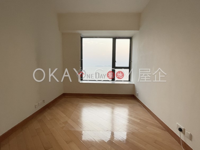 HK$ 18M | Phase 6 Residence Bel-Air, Southern District Elegant 2 bedroom with balcony | For Sale