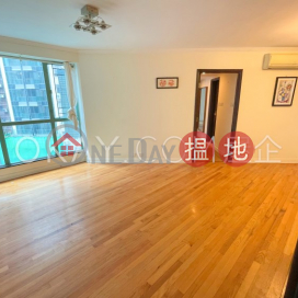 Nicely kept 3 bedroom in Mid-levels West | Rental | Goldwin Heights 高雲臺 _0