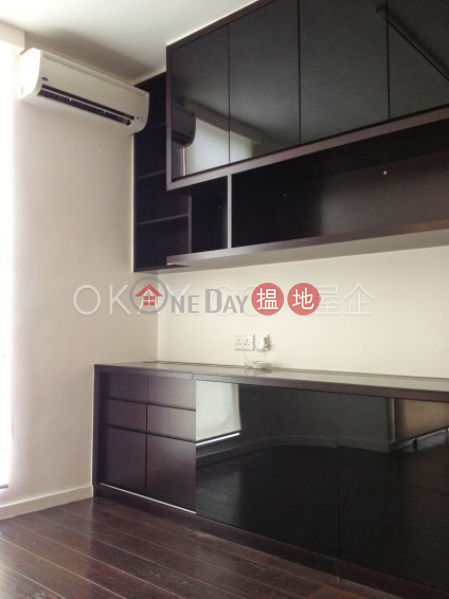 Rare 3 bedroom on high floor with rooftop | For Sale | Village Garden 慧莉苑 Sales Listings