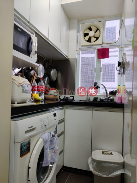 ** Best Option for 1st Time Home Buyer ** Nicely Renovated, Close to Cafes & Restaurants, Convenient Transportation | 312-322 Shau Kei Wan Road | Eastern District | Hong Kong | Sales, HK$ 5.18M