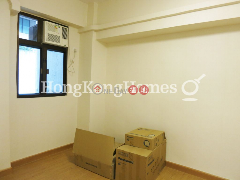 Property Search Hong Kong | OneDay | Residential Rental Listings 4 Bedroom Luxury Unit for Rent at 13-15 Queen\'s Road West