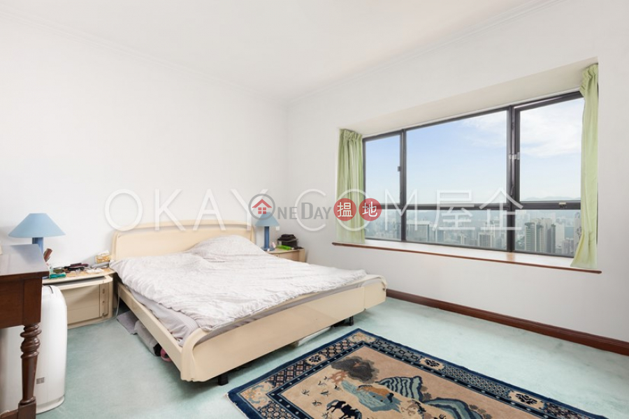 HK$ 100,000/ month | Dynasty Court, Central District | Exquisite 3 bed on high floor with harbour views | Rental