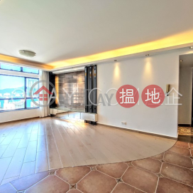 Popular 3 bedroom with parking | For Sale