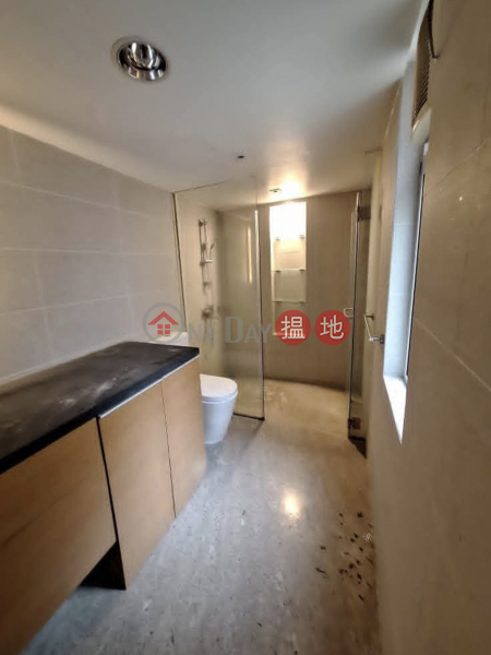 PENTHOUSE FURNISHED STUDIO+ROOFTOP, 1 Wing Fung Street 永豐街1號 Rental Listings | Wan Chai District (AMKPR-3444644197)