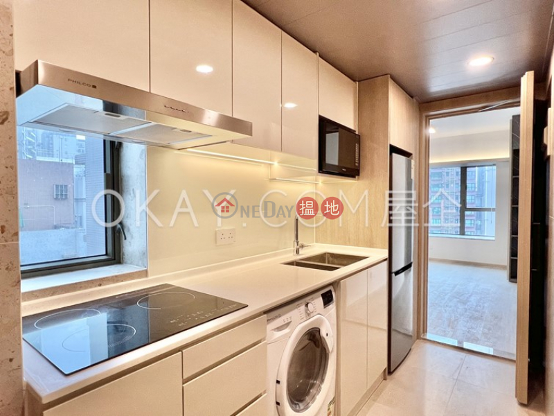 HK$ 32,000/ month Peach Blossom | Western District, Luxurious 2 bedroom on high floor | Rental