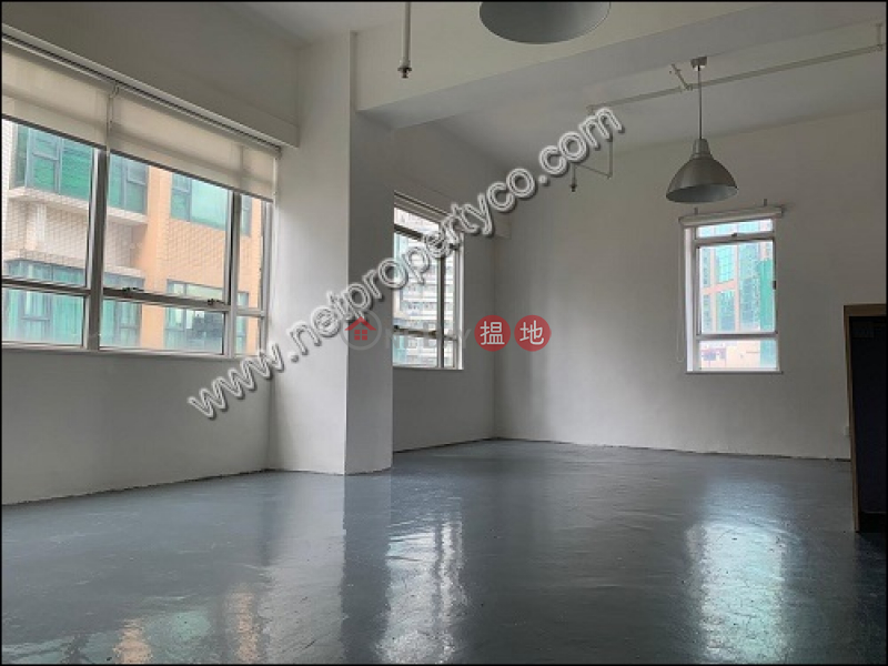 Nice decorated office for Lease in Sai Ying Pun | Wing Hing Commercial Building 榮興商業大廈 Rental Listings