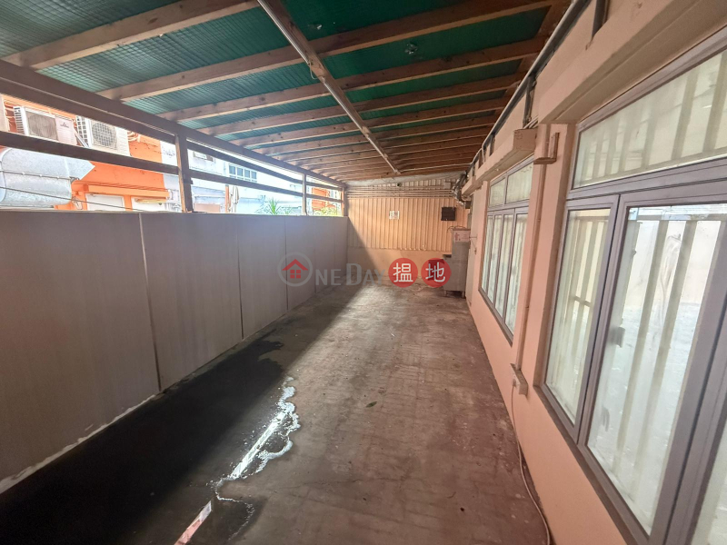 安居工商 何生 罕有連大平台 手快有手慢無 | Kwun Tong Industrial Centre 官塘工業中心 Sales Listings