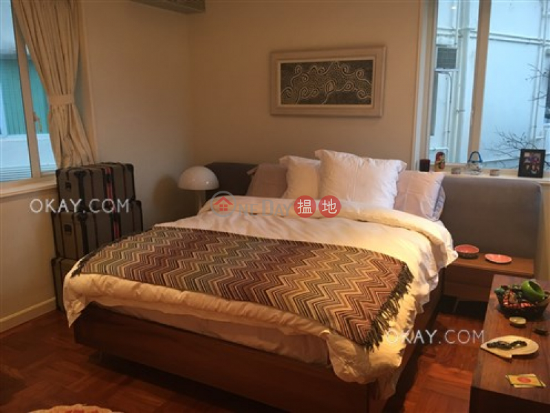 HK$ 67,000/ month, Estella Court Central District | Lovely 3 bedroom with balcony | Rental