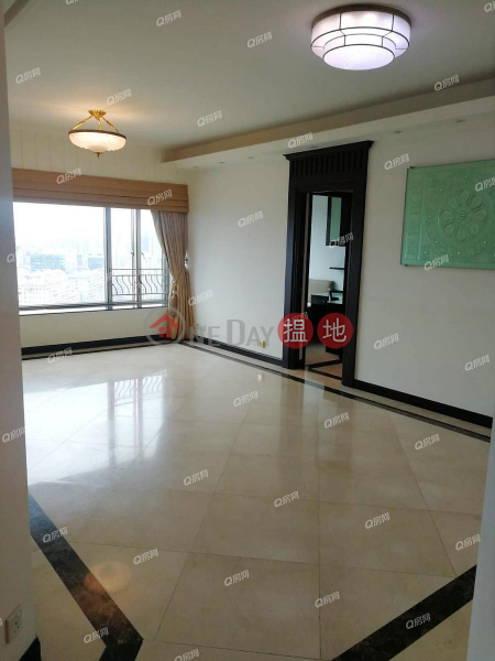 Property Search Hong Kong | OneDay | Residential Rental Listings Sorrento Phase 2 Block 1 | 3 bedroom Low Floor Flat for Rent