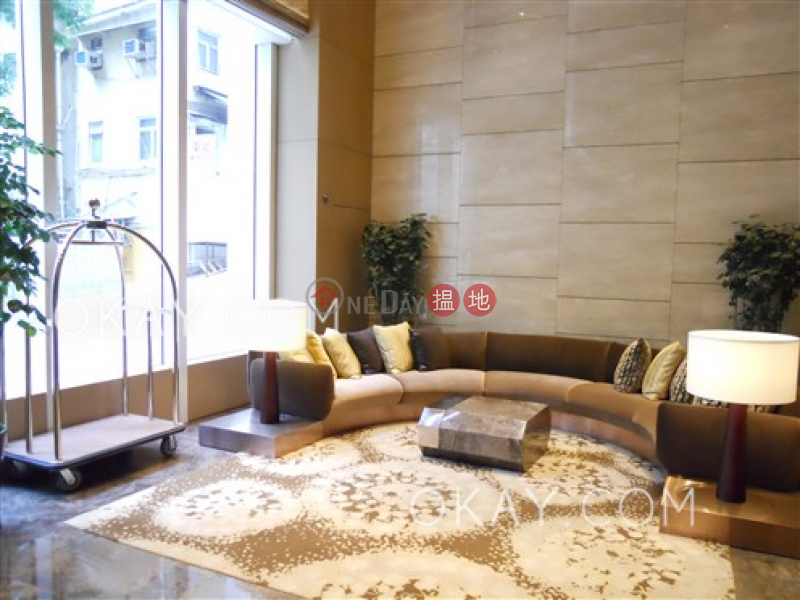 HK$ 30,000/ month | SOHO 189, Western District, Nicely kept 2 bedroom with balcony | Rental