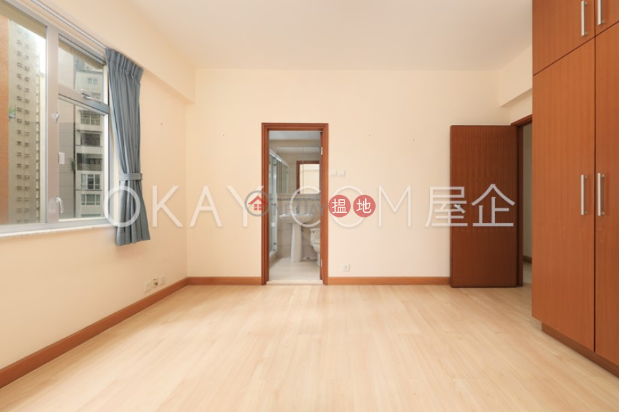 2房3廁,連車位豐寧大廈出售單位|豐寧大廈(Fine Mansion)出售樓盤 (OKAY-S12378)