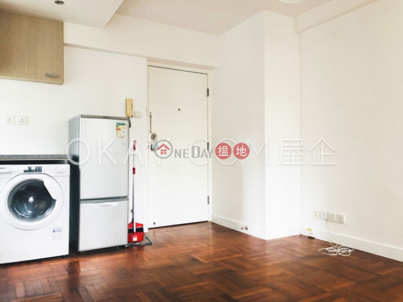 MoonStar Court | Middle, Residential Sales Listings HK$ 8M
