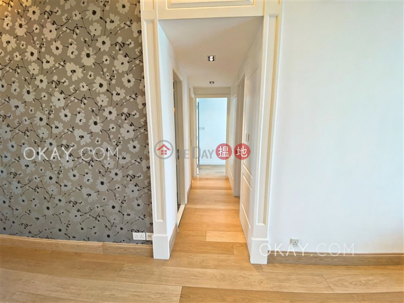 HK$ 65,000/ month | Phase 4 Bel-Air On The Peak Residence Bel-Air, Southern District Beautiful 3 bed on high floor with sea views & balcony | Rental