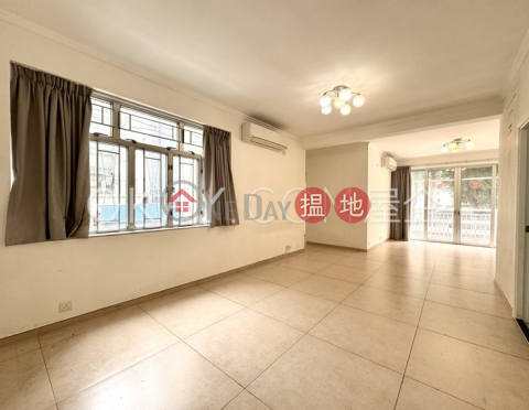 Nicely kept 4 bedroom with balcony & parking | For Sale | Hoover Court 豪華閣 _0