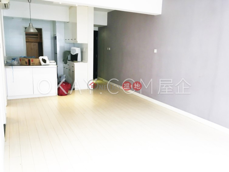 Property Search Hong Kong | OneDay | Residential | Sales Listings, Gorgeous 2 bedroom on high floor with rooftop | For Sale