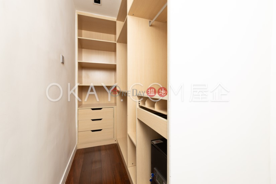 HK$ 68.8M, Redhill Peninsula Phase 2 | Southern District Gorgeous house with sea views, rooftop & balcony | For Sale