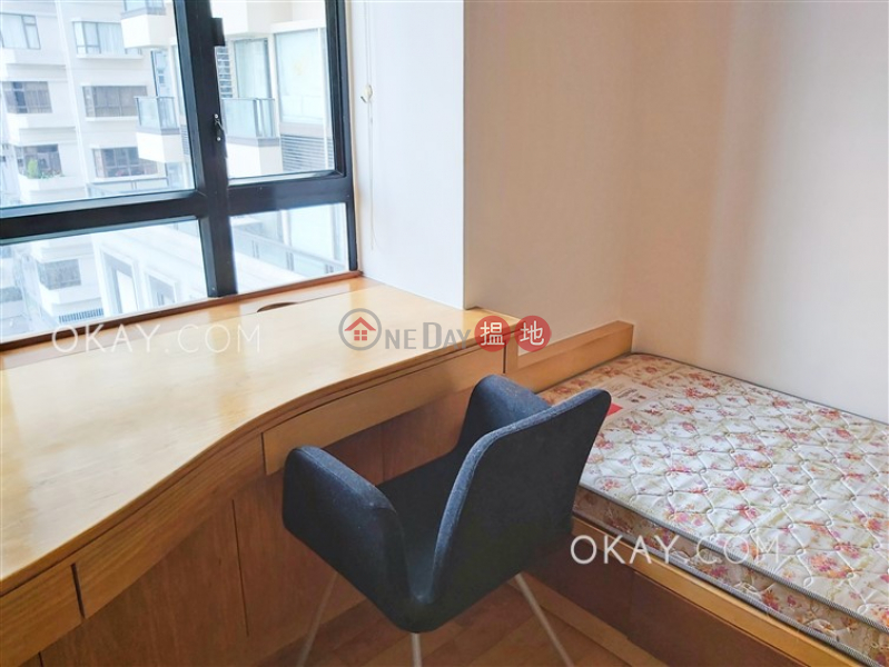 HK$ 25,000/ month Caine Tower Central District | Charming 2 bedroom in Sheung Wan | Rental