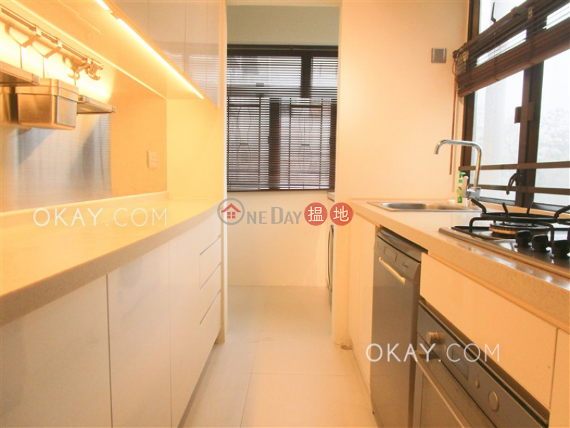 Tasteful 3 bedroom with parking | Rental | 137-139 Blue Pool Road | Wan Chai District Hong Kong | Rental, HK$ 40,000/ month