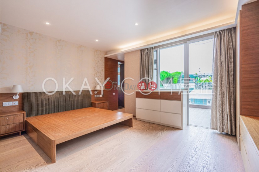 HK$ 77.9M Windsor Park Phase 2 Block 1 Sha Tin, Lovely house with balcony & parking | For Sale