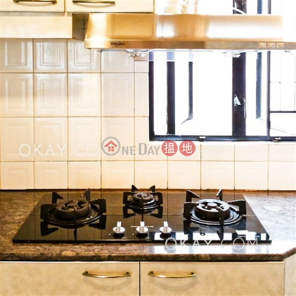 Property Search Hong Kong | OneDay | Residential Sales Listings | Nicely kept 3 bedroom in Mid-levels West | For Sale