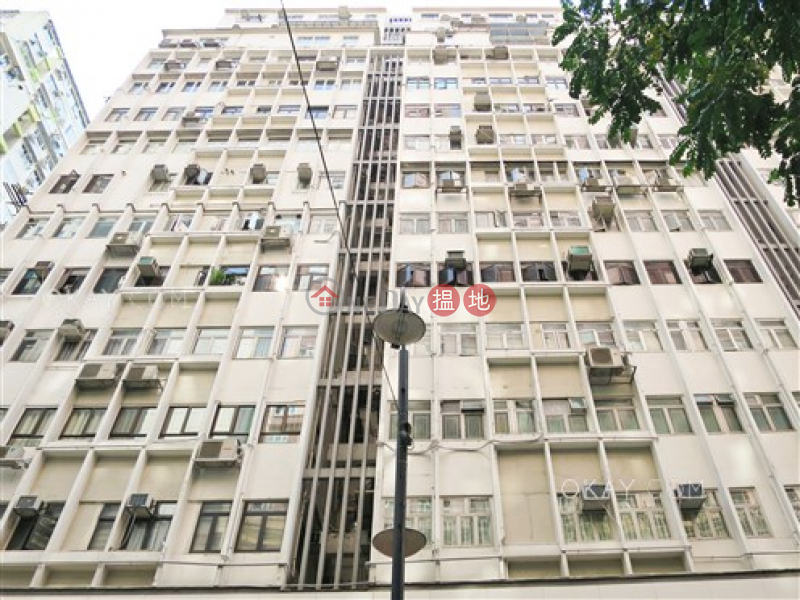 香港搵樓|租樓|二手盤|買樓| 搵地 | 住宅-出租樓盤-3房2廁,露台《華登大廈出租單位》