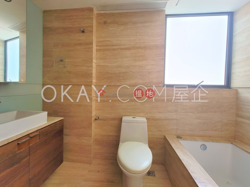 HK$ 22M Discovery Bay, Phase 15 Positano, Block L3, Lantau Island Gorgeous 3 bedroom with sea views & balcony | For Sale