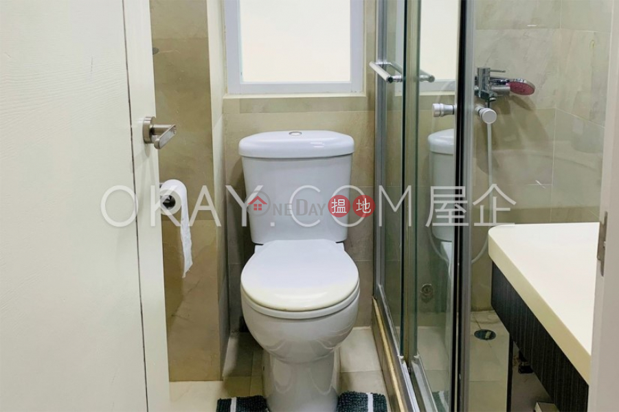 Tasteful 3 bedroom with parking | For Sale | Tung Shan Villa 東山別墅 Sales Listings