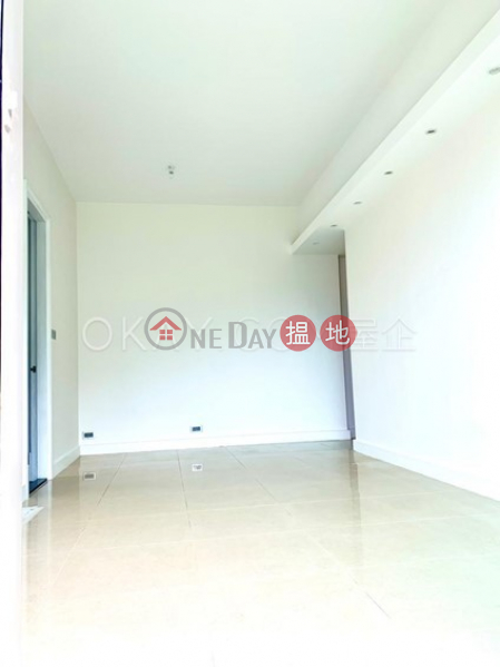 Unique 3 bedroom on high floor with balcony | Rental, 880-886 King\'s Road | Eastern District, Hong Kong | Rental HK$ 38,000/ month
