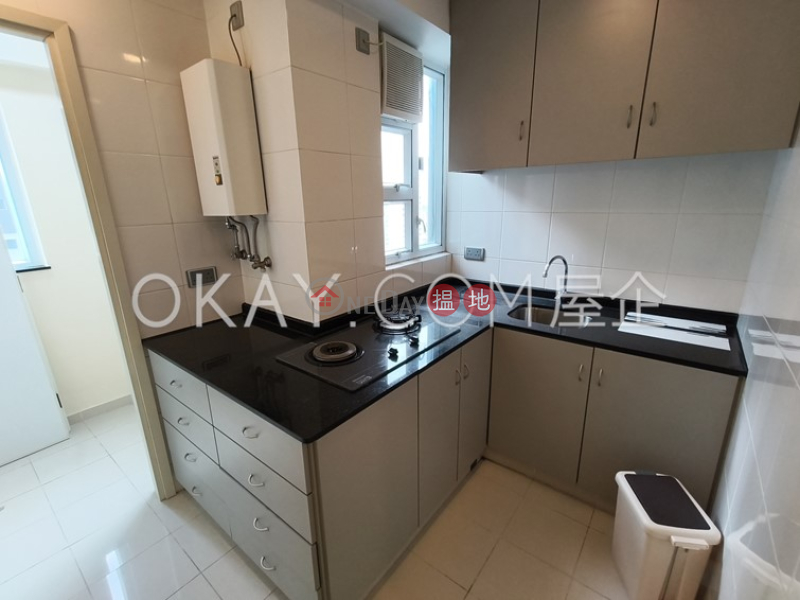3房1廁,實用率高,極高層般安閣出租單位-3般咸道 | 西區香港|出租|HK$ 28,500/ 月