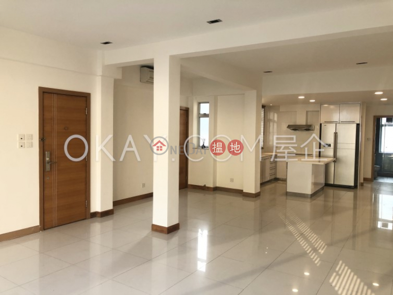 Lovely 3 bedroom with balcony | Rental, Shuk Yuen Building 菽園新臺 Rental Listings | Wan Chai District (OKAY-R36923)