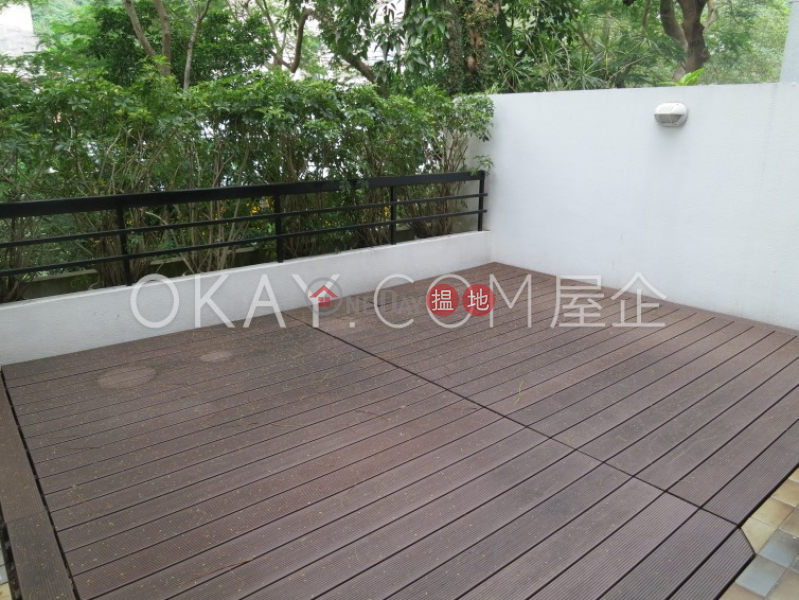 Efficient 3 bedroom with parking | Rental | Burnside Estate 濱景園 Rental Listings