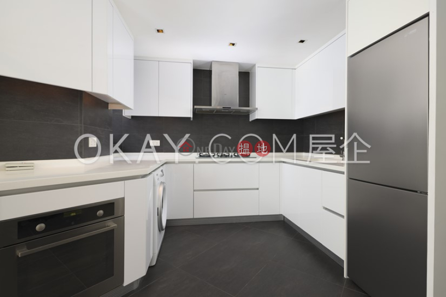Intimate 3 bedroom in Discovery Bay | For Sale | 21 Discovery Bay Road | Lantau Island | Hong Kong Sales | HK$ 6.9M