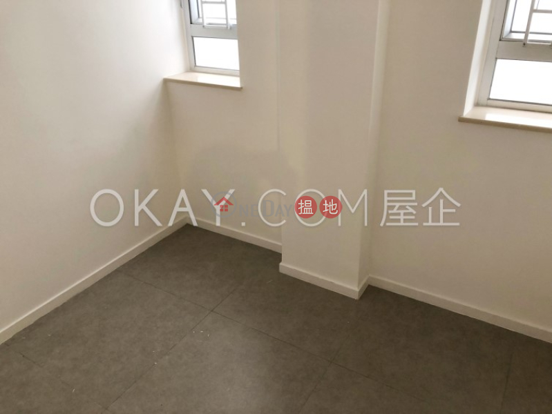 HK$ 26,000/ 月|華登大廈|灣仔區|3房2廁,實用率高,極高層,露台華登大廈出租單位